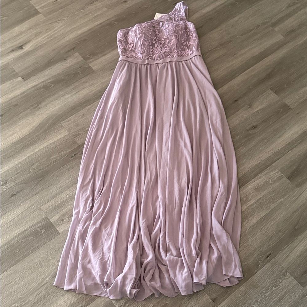 Elegant Lavender One-Shoulder Wedding Dress